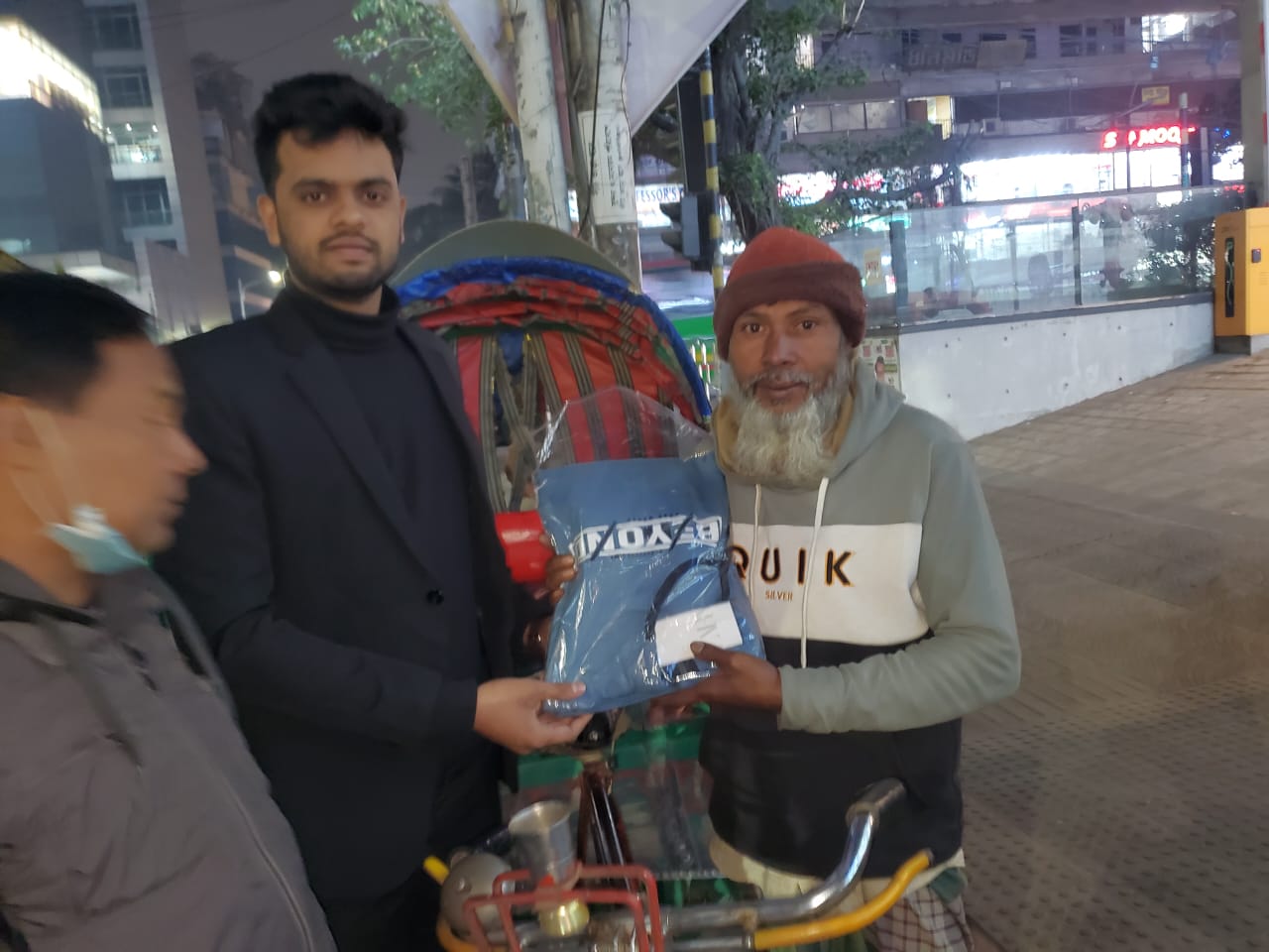 winter clothing distribution blanket (AQF 2026)